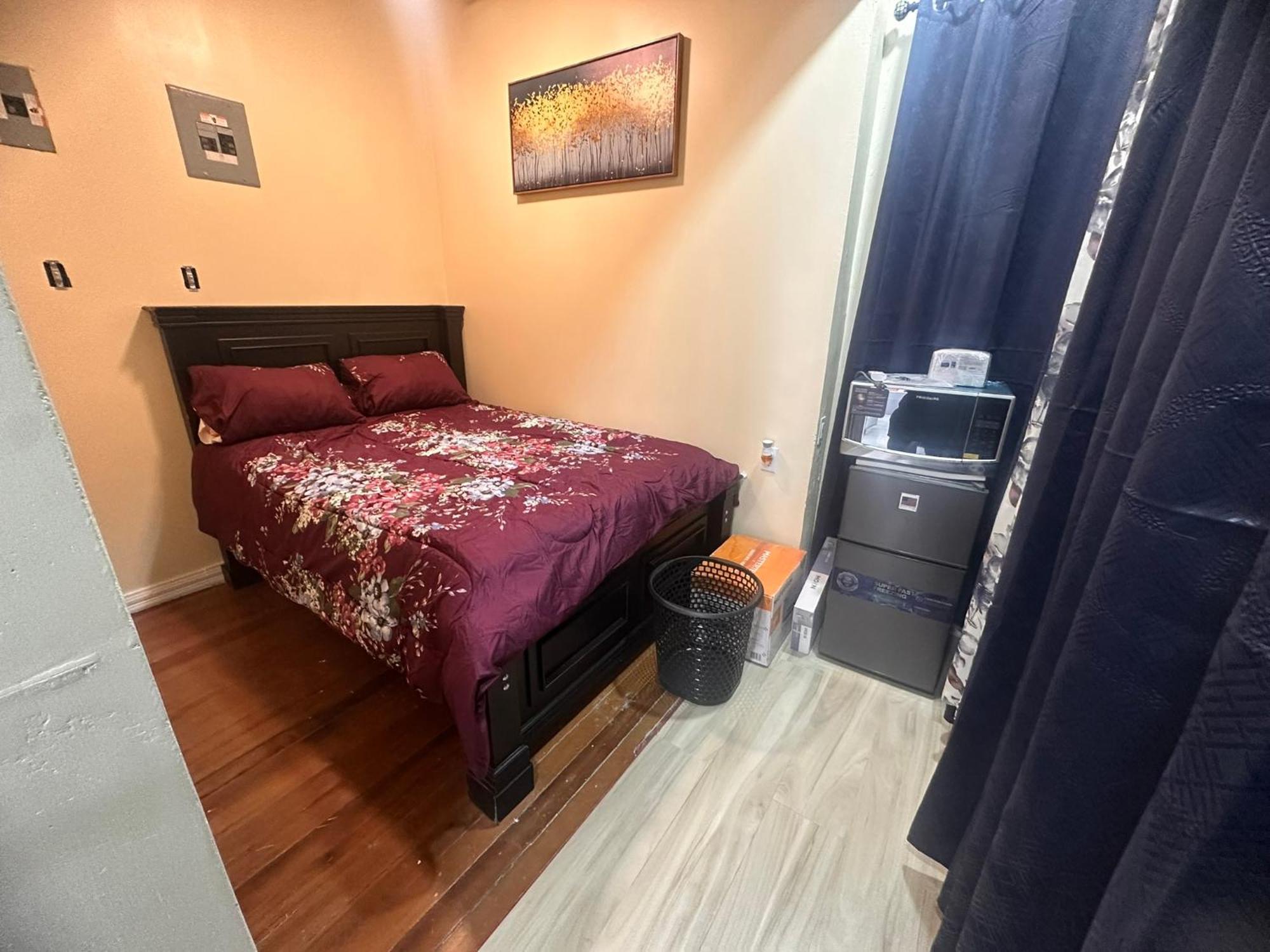 Hollywood Guesthouse جورج تاون المظهر الخارجي الصورة